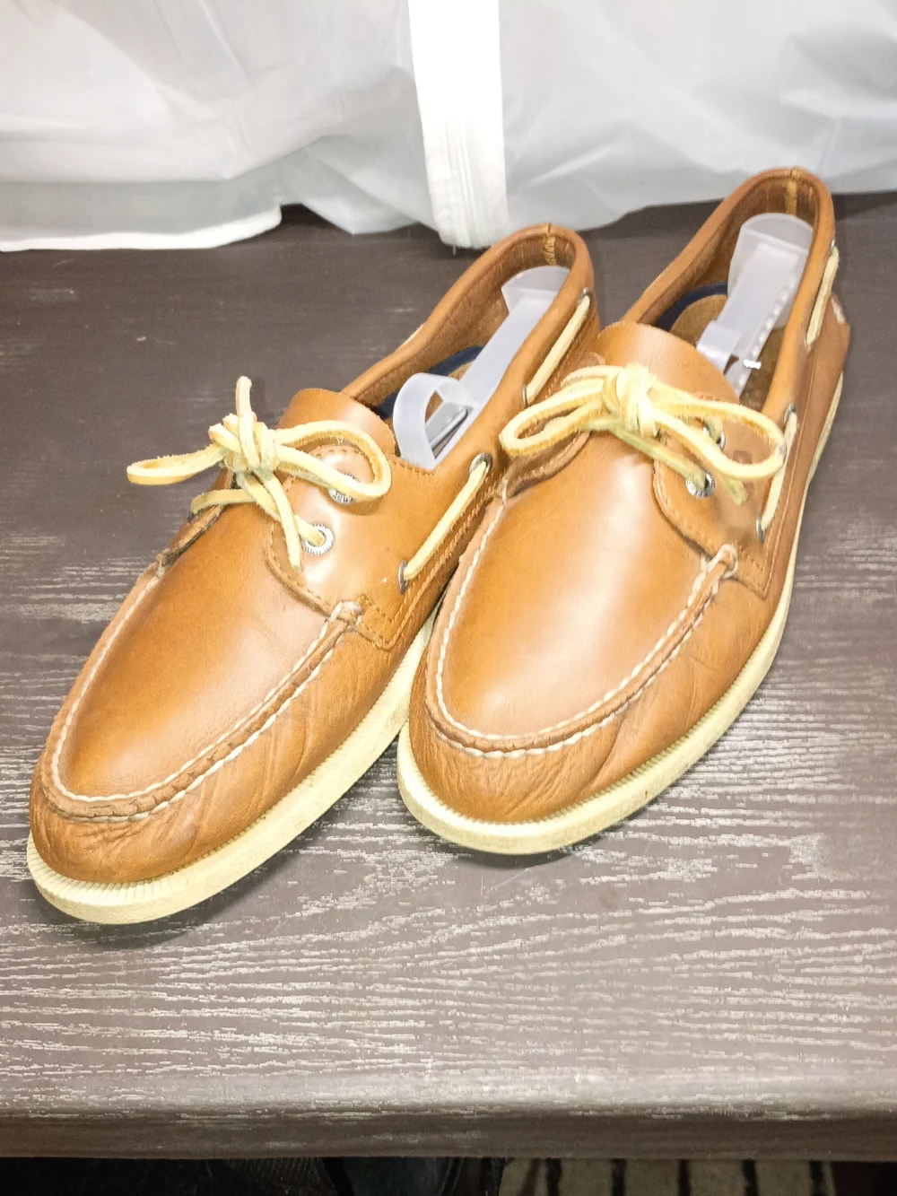 Sperry Tan/Cognac Leather Boat Shoes with Cream Laces/Soles. Men's 9.5 Like NEW!